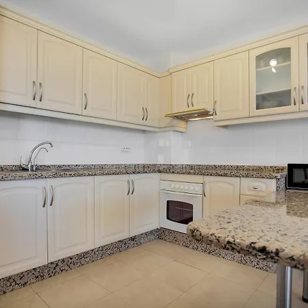 Premium Paradise - Balcony Sea & Pool Views - Rated Апартаменти *