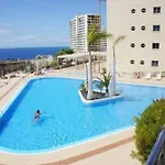 Premium Paradise - Balcony Sea & Pool Views - Rated
