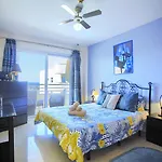 Apartment Premium Paradise - Balcony Sea & Pool Views - Rated *