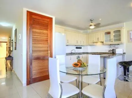Διαμέρισμα Premium Paradise - Balcony Sea & Pool Views - Rated *