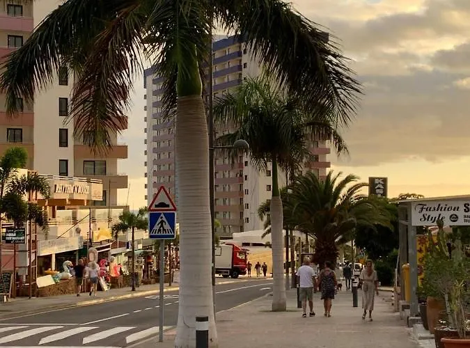 Premium Paradise - Balcony Sea & Pool Views - Rated * Costa Adeje (Tenerife)