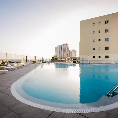 Premium Paradise - Balcony Sea & Pool Views - Rated 公寓 阿德耶