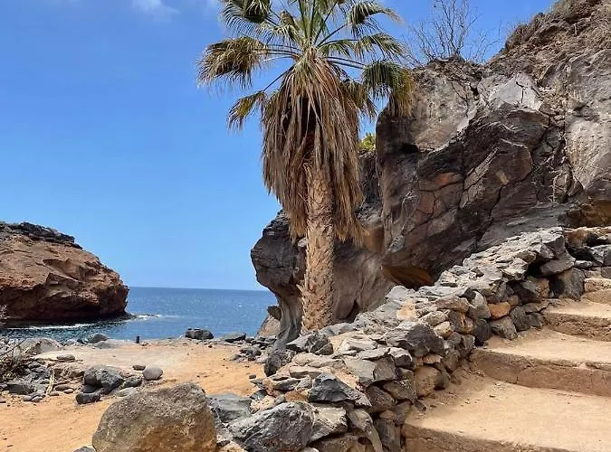 Premium Paradise - Balcony Sea & Pool Views - Rated Costa Adeje (Tenerife)