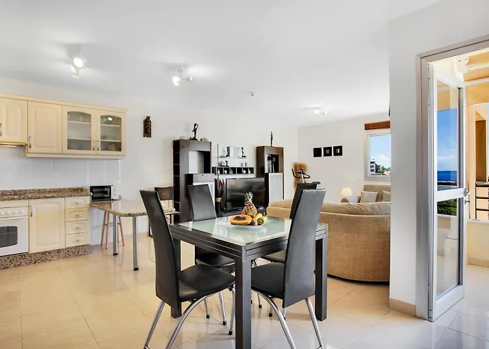 Apartment Premium Paradise - Balcony Sea & Pool Views - Rated Costa Adeje (Tenerife)